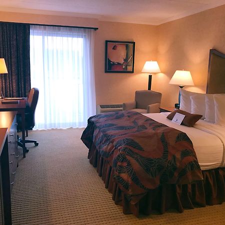 Best Western Plus Oswego Hotel&Conference Center Exterior foto