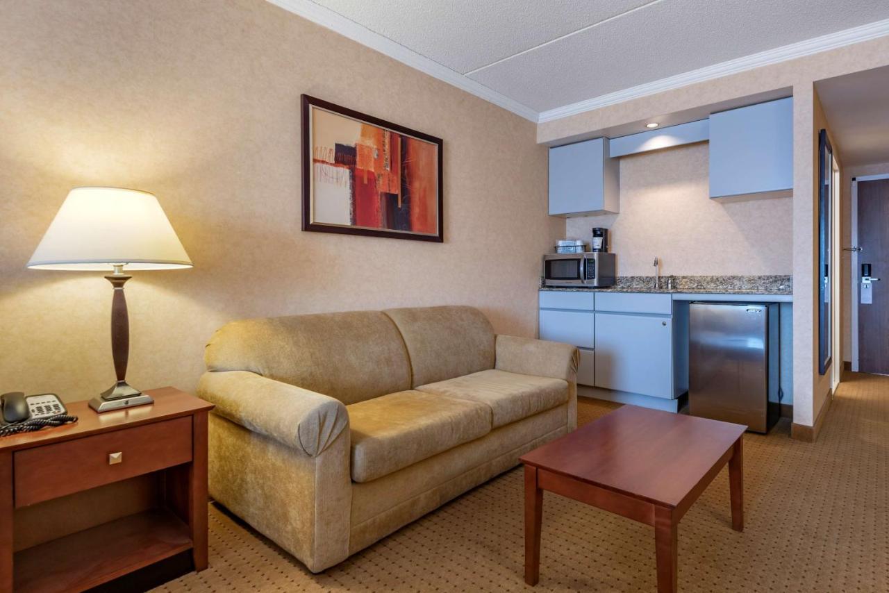 Best Western Plus Oswego Hotel&Conference Center Exterior foto