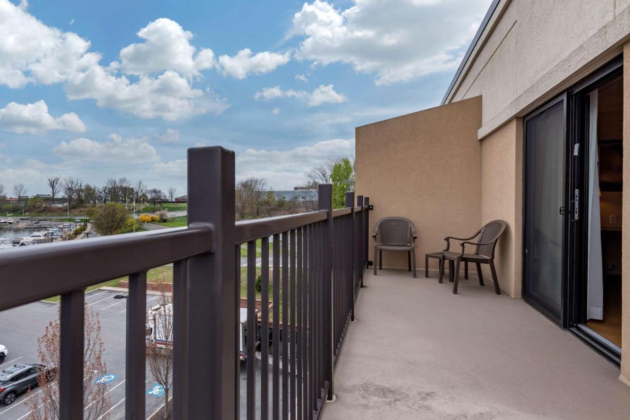 Best Western Plus Oswego Hotel&Conference Center Exterior foto