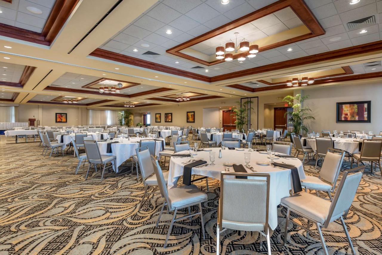 Best Western Plus Oswego Hotel&Conference Center Exterior foto