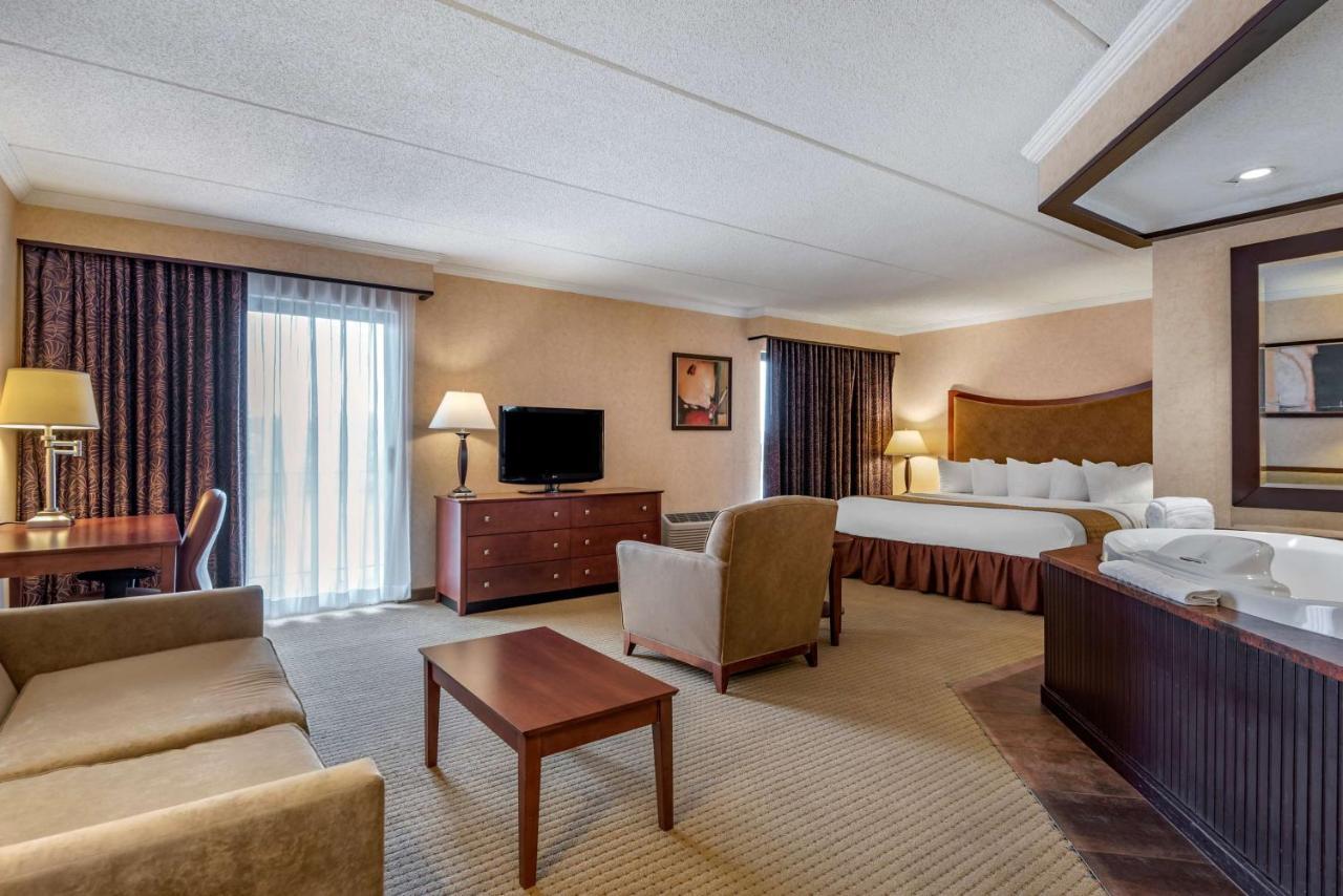Best Western Plus Oswego Hotel&Conference Center Exterior foto