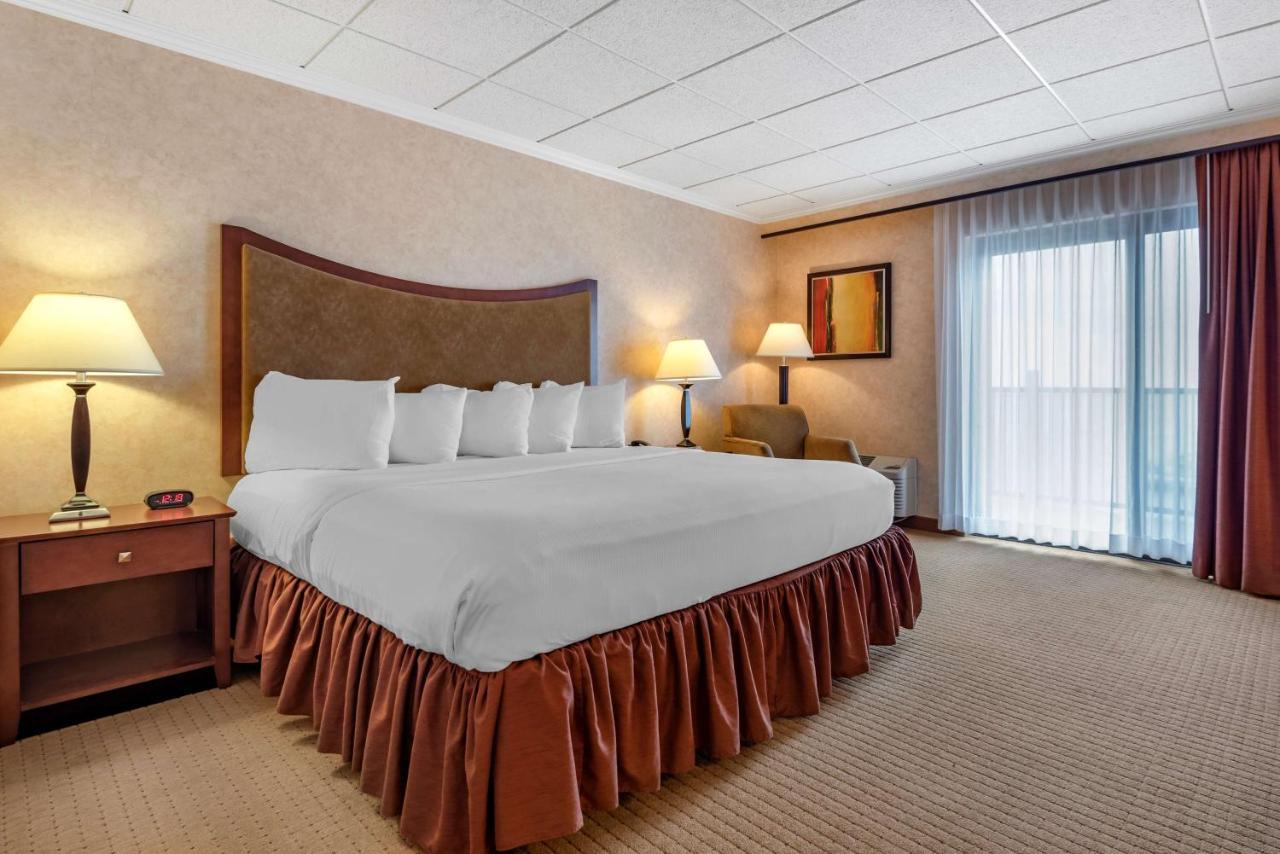 Best Western Plus Oswego Hotel&Conference Center Exterior foto